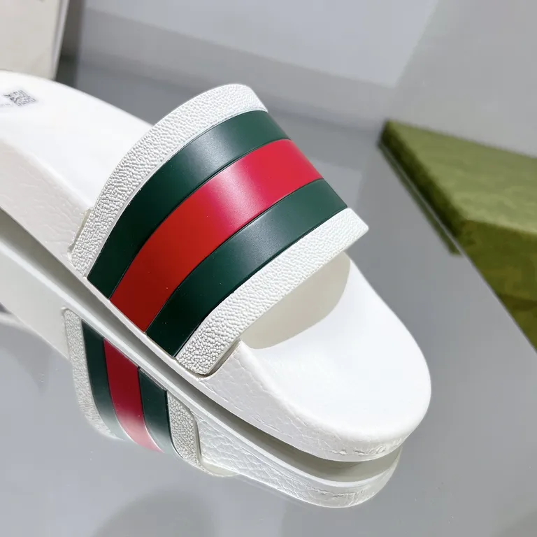 Gucci Shoe 